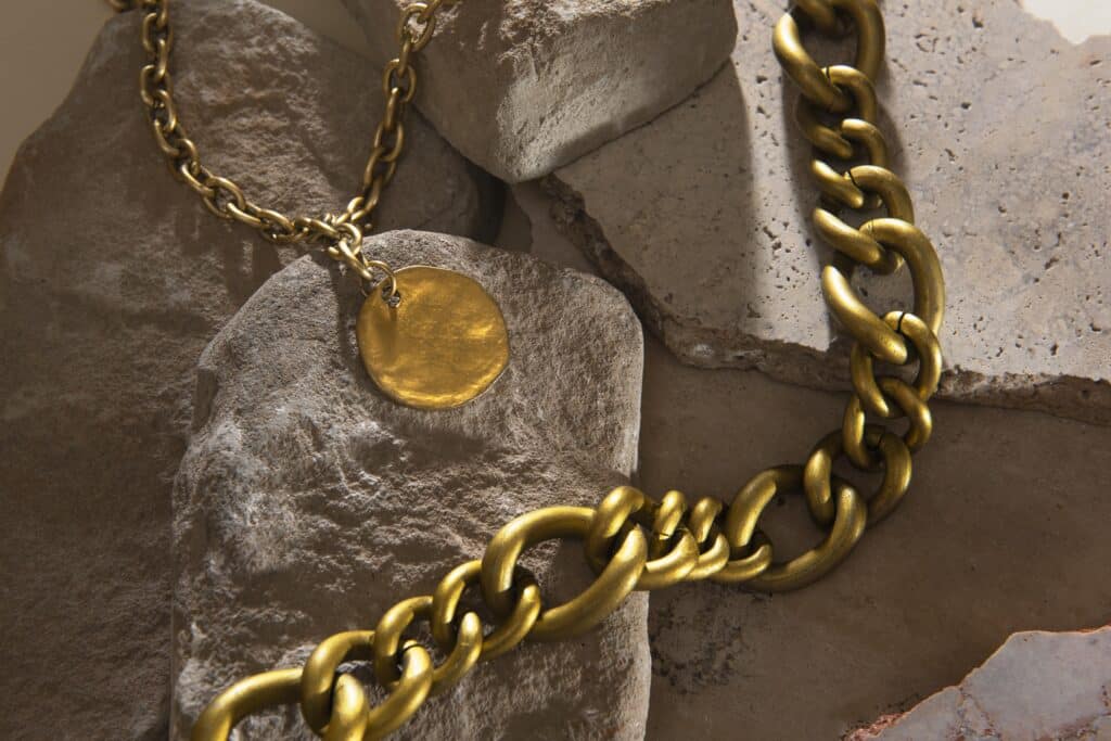 Warum-sich-der-Altgold-Verkauf-lohnt-titelbild-blog-min